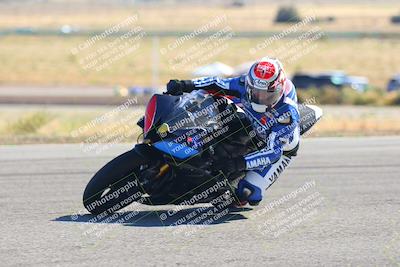 media/Oct-15-2023-TrackXperience (Sun) [[85198ff50b]]/Group 2/session 4 turn 3/